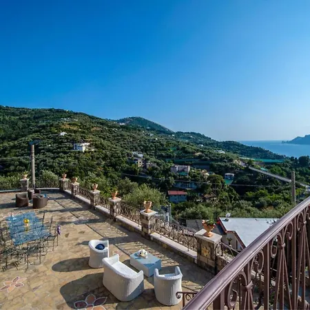 Historic Relais Santa Lucia