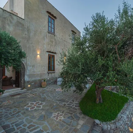 Historic Relais Santa Lucia Villa